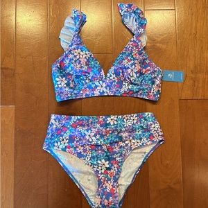 Cupshe Sundry Daisy Ruffled Bralette & High Waist Bikini Set